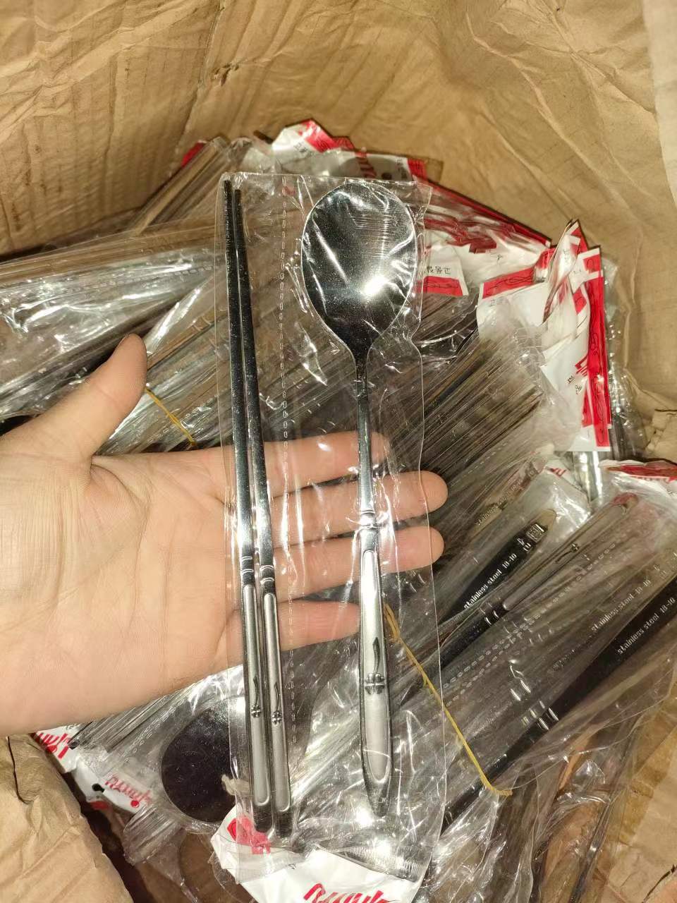 外贸餐具日用百货批发