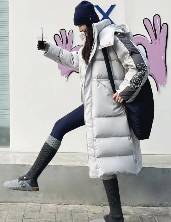 最近流行一种新穿法:“羽绒服 无痕裤”!比你想象中要时髦好看