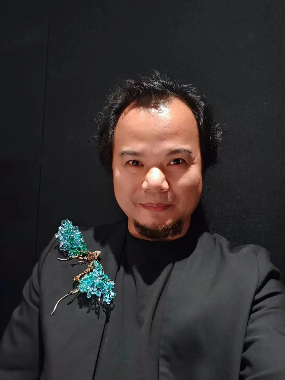 盛典顶级珠宝工艺时尚美学梁大钊大师钛金与大漆结合工艺