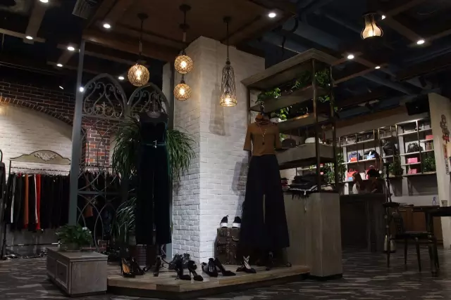 原创设计师店和时尚集合买手店探索服装批发零售新业态