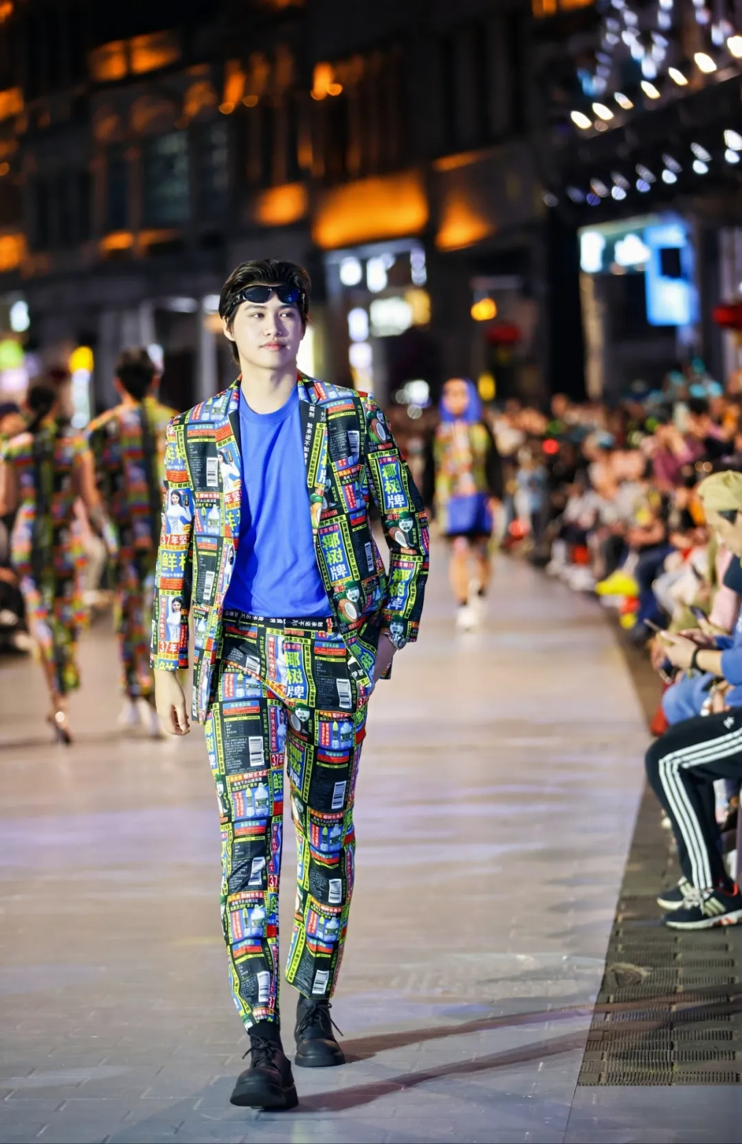 海口市龙华区新春时尚秀燃爆了骑楼