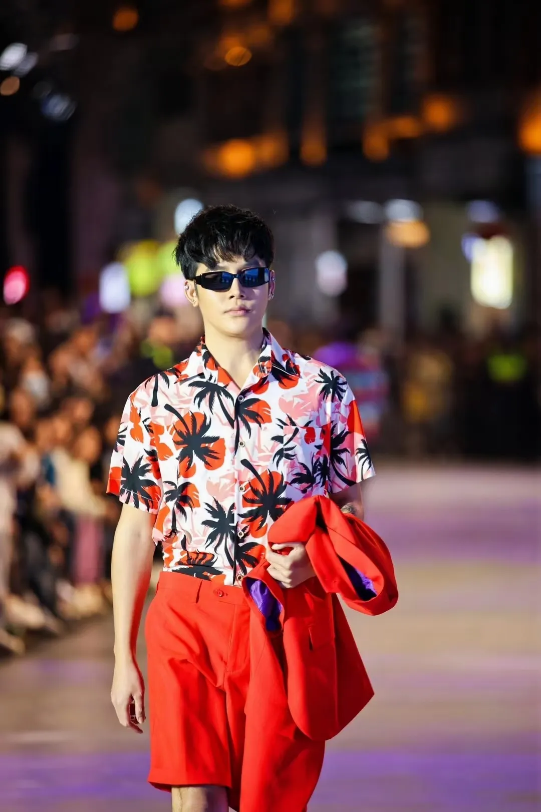 海口市龙华区新春时尚秀燃爆了骑楼