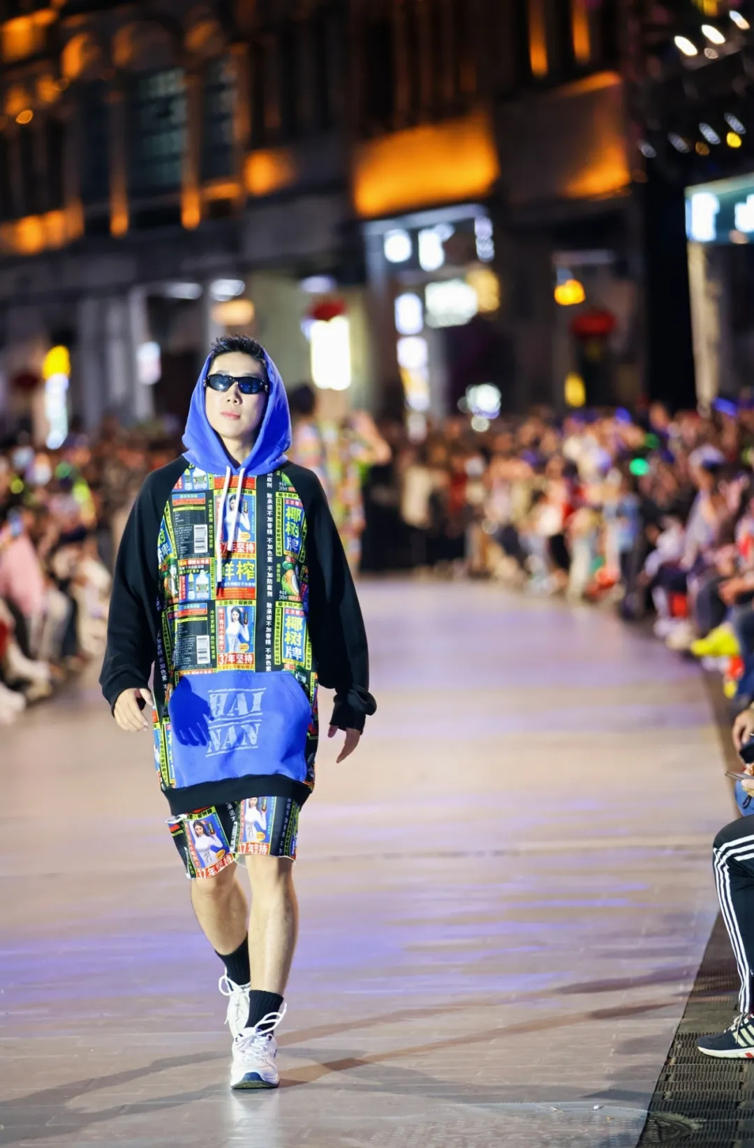 海口市龙华区新春时尚秀燃爆了骑楼