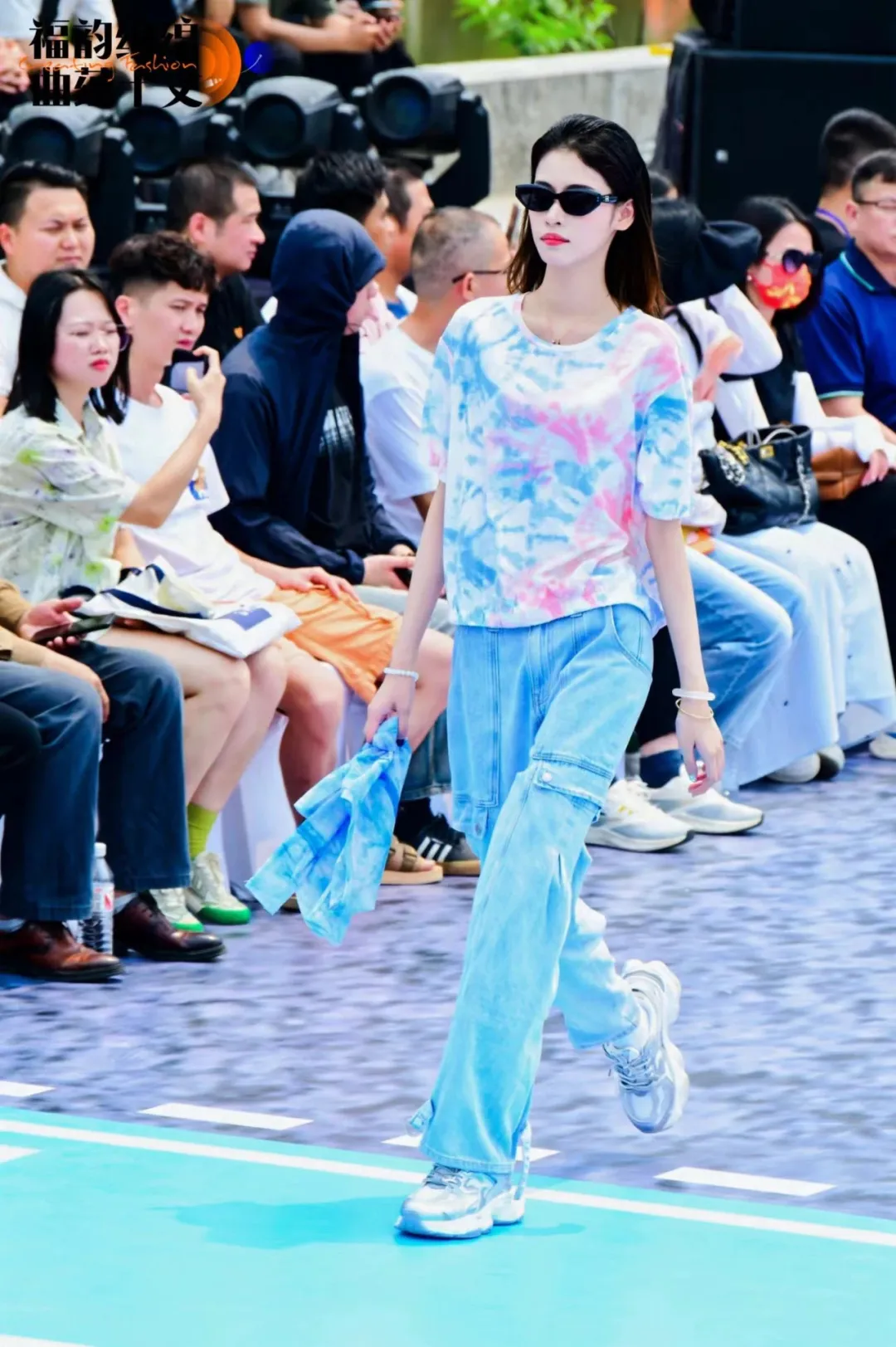 迈向“时尚之都”！玉林也太“裤”啦！