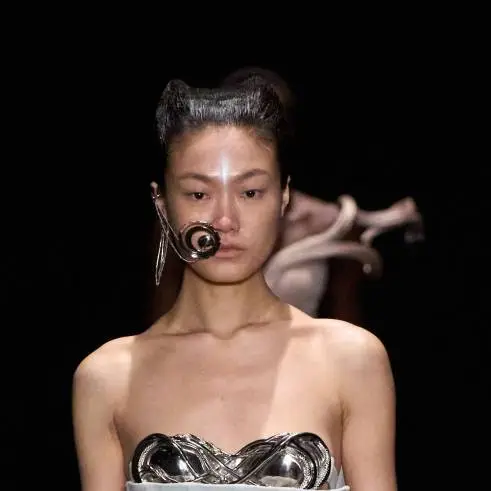 时尚品牌Gaurav Gupta-Spring-2025红毯焦点缔造者