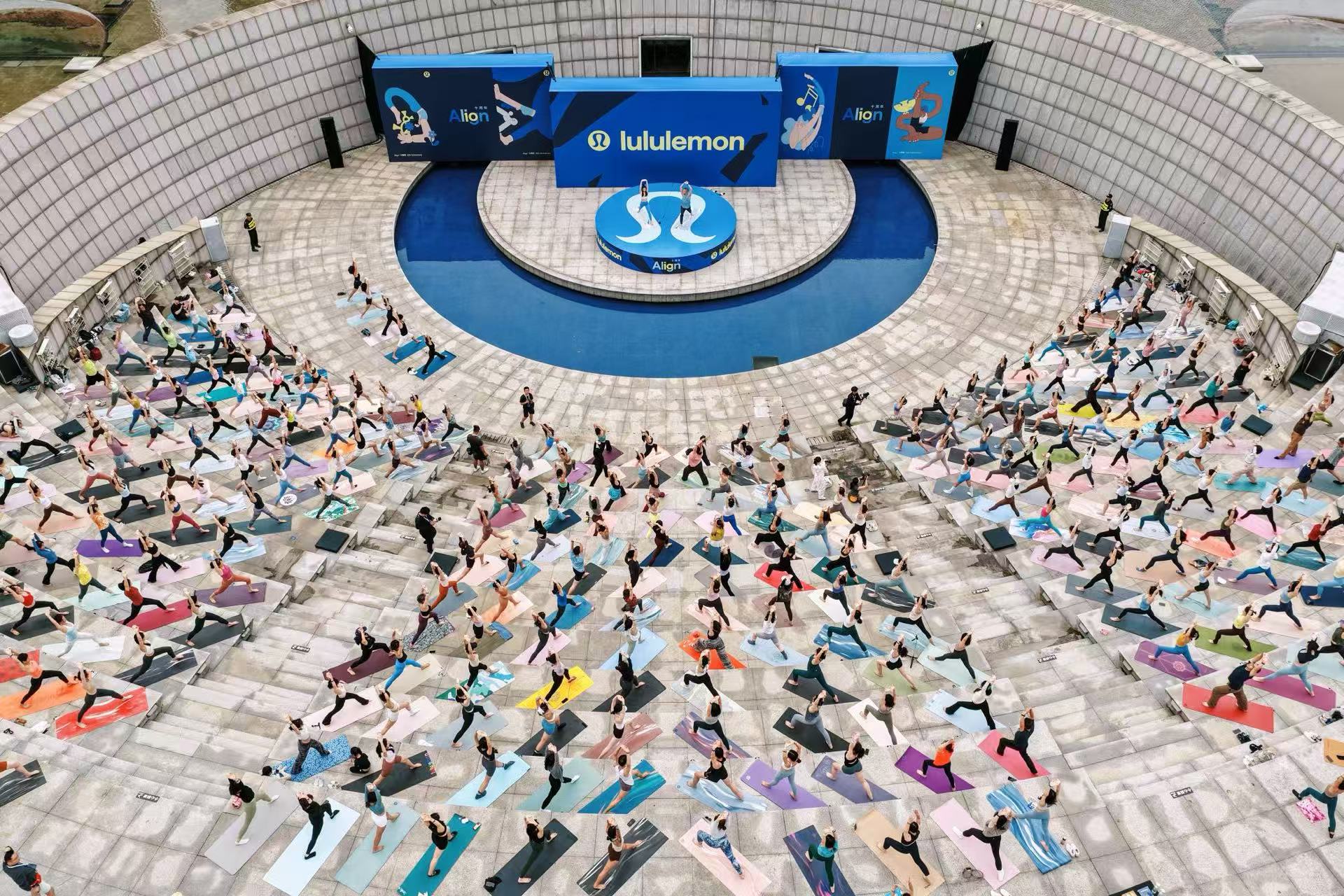 超万人参与lululemon Align十周年“瑜”见你嘉年华活动