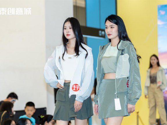 将AI技术与时尚设计相结合,学子跨界设计表现不俗