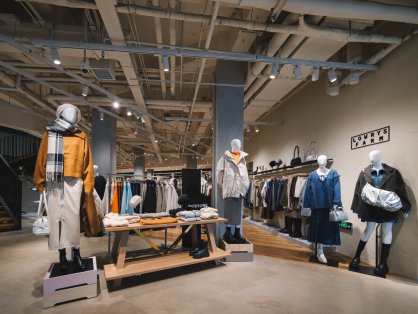 and STORE 上海旗舰店盛大开业