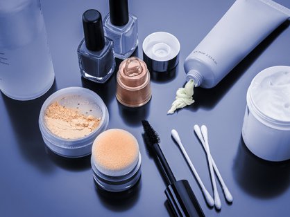 大牌进口彩妆买手一件代发批发拿货价格表