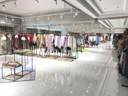 广州石井女装买手尾货揭秘:品牌折扣拿货必看指南