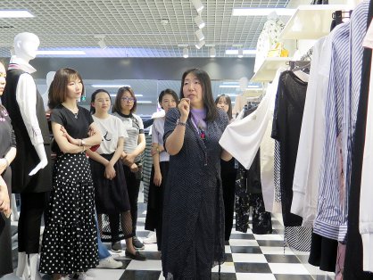 品牌折扣女装尾货买手：环保与时尚并行的绿色消费