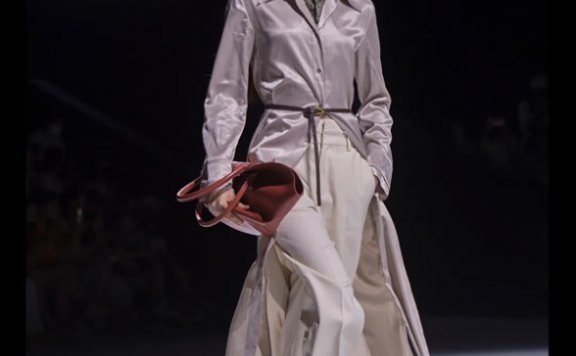 小空间大收纳解锁时尚百搭浴巾架的无敌实用法则