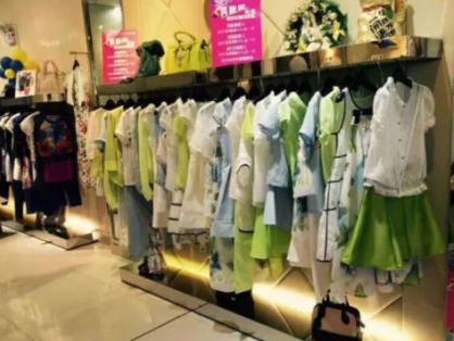 买手供应链香影25年春季品牌折扣女装直播流量品牌货源