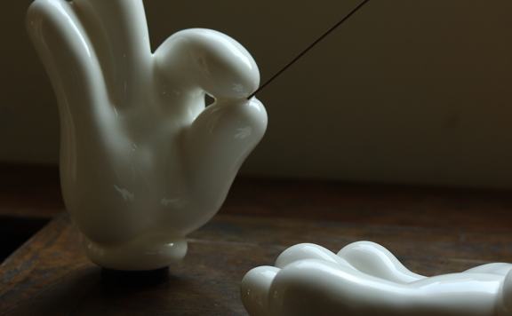 Mr.NOPLAN 发布陶瓷卡通禅手香插