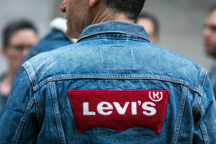 Levi’s 2025 财年开局强劲，第一季度增长 9%