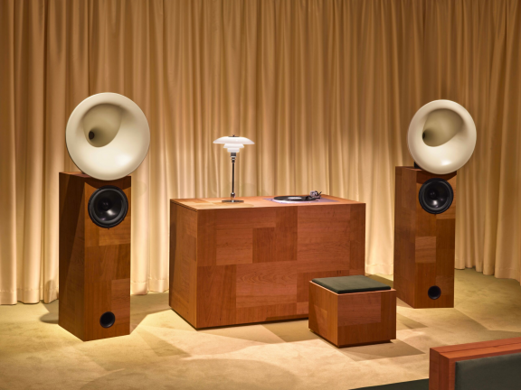 VALENTINO 携手 Terraforma 打造「L’Atelier Sonore」聆听空间