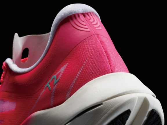 迪桑特推出全新DELTA PRO EXP V2跑鞋