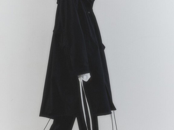 Ann Demeulemeester 发布 2026 早春系列